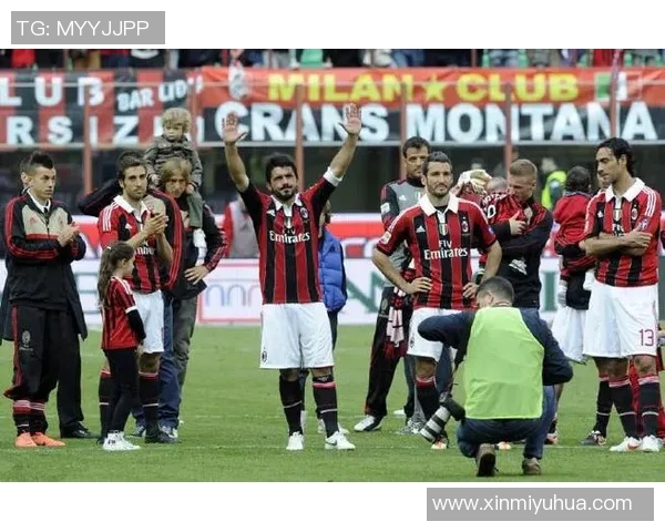 足球巨星挥手告别赛场的感人时刻与背后故事