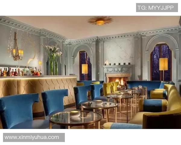 足球明星在伦敦豪宅的奢华生活与训练日常揭秘