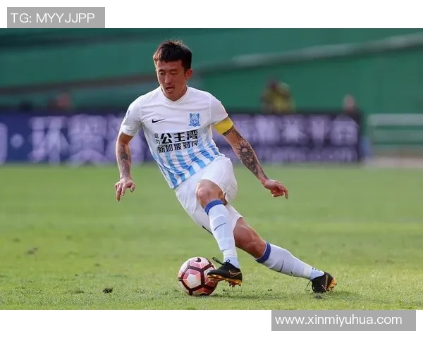 足球明星姜至鹏的职业生涯与场外故事揭秘