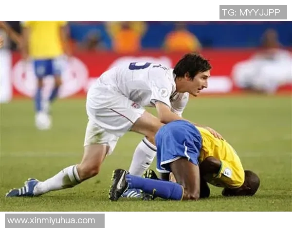 足球明星意外伤人瞬间真实照片曝光引发热议与讨论