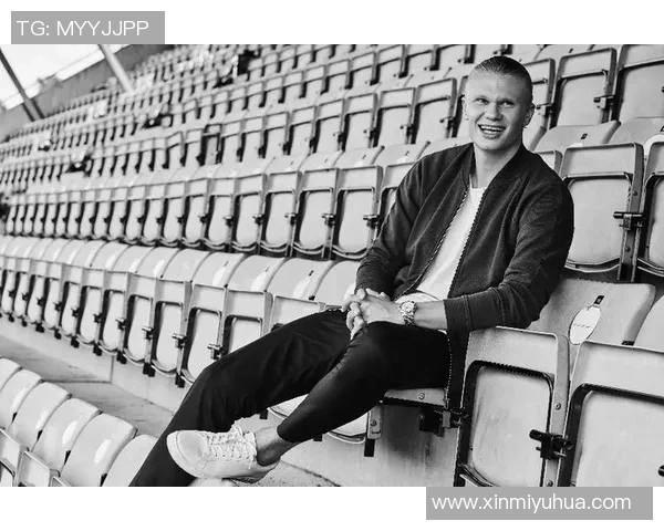 足球明星百年灵的传奇旅程与荣耀瞬间揭秘